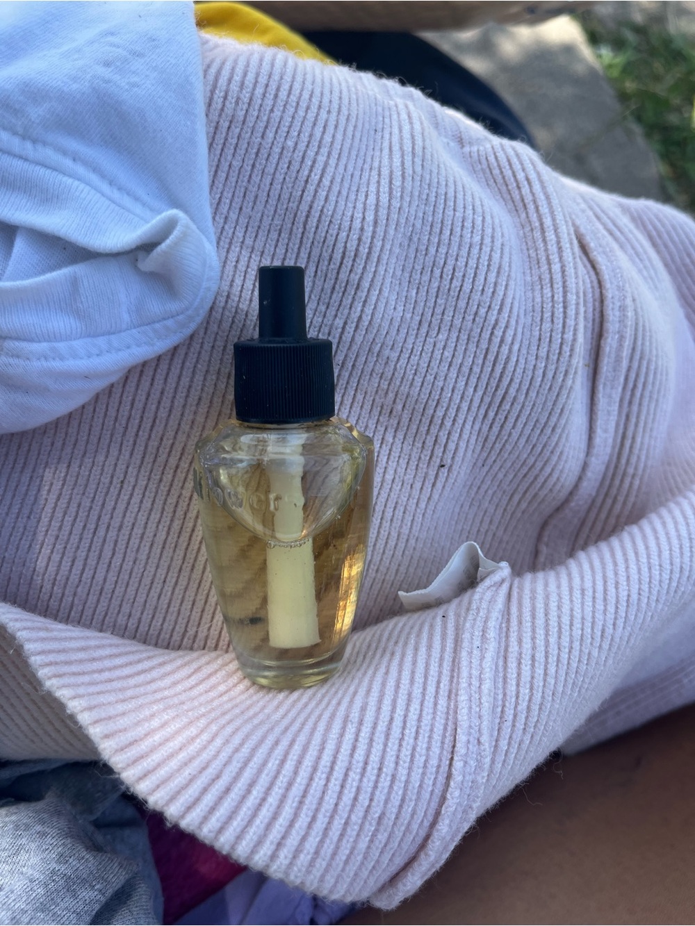 Bath & Body Works Clear Yellow Fragrance Oil Bottle with Black Cap